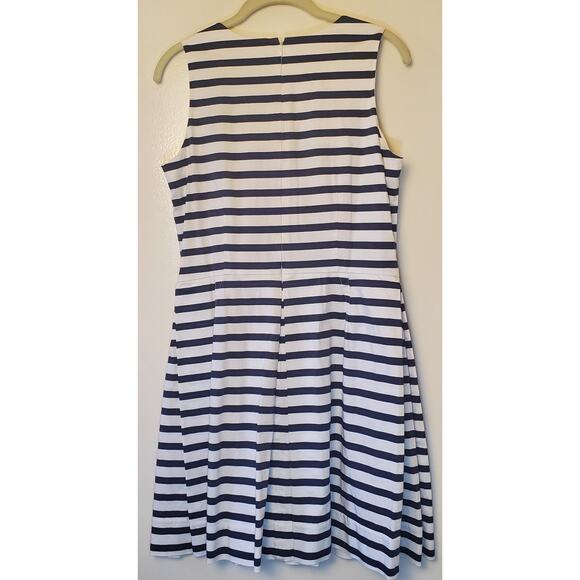GAP Fit & Flare Blue White Striped Dress Pockets Womens 6 Preppy Hamptons - Picture 2 of 10